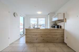 Neubau 2022: Sofort vermietbare 2-Zi.-Wohnung + TG-Stellplatz – Die vollständige Adresse der Immobilie erhältst du vom Anbieter., 70435 Zuffenhausen-Mitte, Stuttgart – Vorschaubild 2