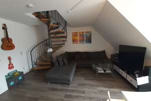 Renovierte ruhige 4-Zi. Maisonette-Whg. mit Südbalkon & Domblick mitten in Dellbrück – Kemperbachstraße 51, 51069 Dellbrück, Köln – Vorschaubild 2