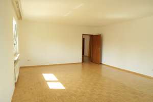 Wunderschöne, großzügige 4 Zi.-Wohnung – Die vollständige Adresse der Immobilie erhältst du vom Anbieter., 76149 Neureut, Karlsruhe – Vorschaubild 3