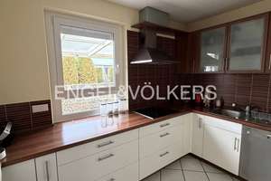 Charmantes Reihenmittelhaus am Fuße der Achalm – Die vollständige Adresse der Immobilie erhältst du vom Anbieter., 72766 Reutlingen-Mitte, Reutlingen – Vorschaubild 3