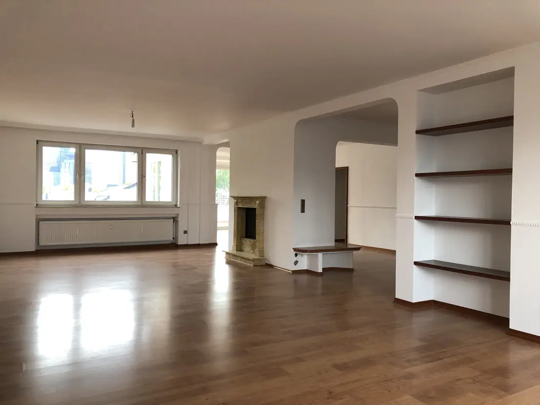 Westend: Großzügige 7-Zimmer-Penthousewohnung mit großer Dachterrasse — photo 2