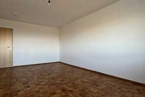 Helle 4-Zimmer-Wohnung mit Panoramablick und großem Balkon direkt am Wöhrder See in Nürnberg – Norikerstraße 19, 90402 Nürnberg – Vorschaubild 5