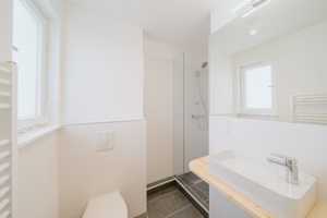 Erstbezug nach Kernsanierung | Modernes City-Apartment mit französischem Balkon und Schlafnische – Durlacher Straße 23, 10715 Berlin – Vorschaubild 15