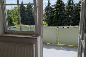 Renovierte 2-Zimmer-Wohnung mit Balkon , Nähe BMW und Porsche Werk  – Leipzig – Vorschaubild 5