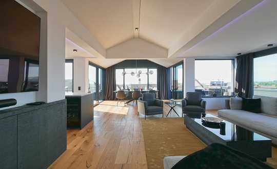 Exklusive Penthousewohnung mit Seesicht!