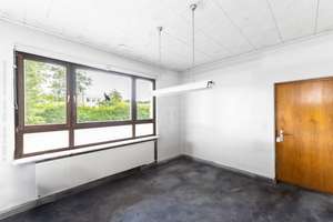 Zweifamilienhaus mit ausgebautem DG, Werkshalle, Garagen und attraktiver Bauoption in Neu-Isenburg – Die vollständige Adresse der Immobilie erhältst du vom Anbieter., 63263 Neu-Isenburg – Vorschaubild 38