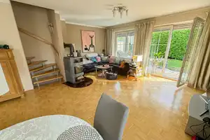 Ruhig gelegenes Reihenendhaus mit sonniger Süd-Ost-Ausrichtung in Feldkirchen! – München (Kreis) – Vorschaubild 5