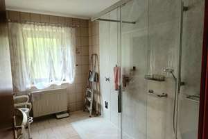 Geräumiges Einfamilienhaus mit 5 Zimmern in Würzburg-Heuchelhof + Einliegerwohnung – Die vollständige Adresse der Immobilie erhältst du vom Anbieter., 97084 Heuchelhof, Würzburg – Vorschaubild 8