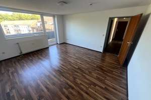 Helle 3,5-Zimmer-Dachgeschosswohnung mit Balkon in Duisburg-Hamborn – Markgrafenstr. 3, 47166 Obermarxloh, Duisburg – Vorschaubild 29