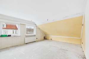 SITULI: 5-Zimmer-Dachgeschosswohnung mit viel Potenzial nahe Deutschem Museum – Die vollständige Adresse der Immobilie erhältst du vom Anbieter., 81541 Untere Au, München – Vorschaubild 9
