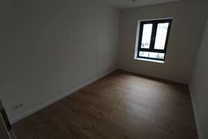 Große Wohnung sucht nette Familie! Bad mit Wanne und Dusche! Balkon! Fahrstuhl! Bus System – Fichtestraße 39, 39112 Sudenburg, Magdeburg – Vorschaubild 6