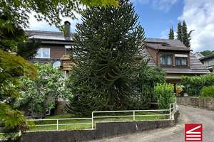 Baden-Baden, Zweifamilienhaus mit großem Garten, Hof und 3 Garagen! – Die vollständige Adresse der Immobilie erhältst du vom Anbieter., 76532 Weststadt, Baden-Baden – Vorschaubild 2