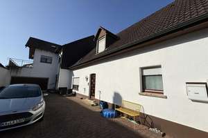 Zwei Häuser mit 9 Zimmer, ideal für die grosse Familie oder zum Vermieten – Bismarckstraße 20, 76287 Rheinstetten – Vorschaubild 2