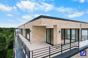 Exklusives Penthouse mit umlaufender Dachterrasse und Blick ins Grüne in Oberneuland – Die vollständige Adresse der Immobilie erhältst du vom Anbieter., 28355 Oberneuland, Bremen – Vorschaubild 2