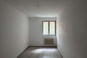 Schöne Familienwohnung mit Balkon! – Bernauer Straße 110, 13507 Tegel, Berlin – Vorschaubild 4