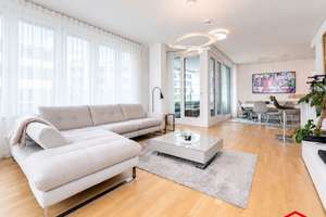 Stilvolles City-Wohnen – 3-Zimmer-Wohnung mit zwei Balkonen und Concierge-Service