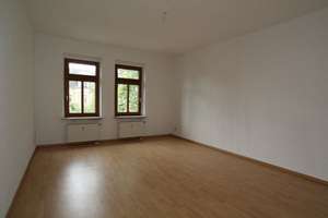 Tolle Einbauküche...ideal für WG´s...großes Bad mit Fenster...Laminat – Müllerstraße 1, 9113 Zentrum, Chemnitz – Vorschaubild 2