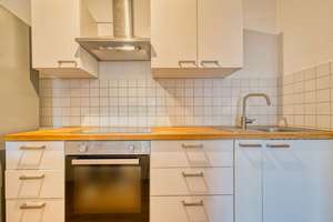 Helle 2-Zimmer-Wohnung in Bremerhaven-Geestemünde mit EBK, Badfenster & separatem WC – Schillerstraße 48, 27570 Geestemünde, Bremerhaven – Vorschaubild 6