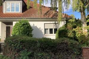 Großes Zweifamilienhaus mit Einliegerwohnung - auch als Einfamilienhaus nutzbar! Wintergarten, GA – 60437 Nieder-Eschbach, Frankfurt am Main – Vorschaubild 2