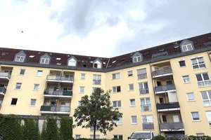 Attraktive 2-Zimmer-Wohnung in Fürth: Erstklassige Lage, gepflegt & bezugsfrei zum Jahresende! – Die vollständige Adresse der Immobilie erhältst du vom Anbieter., 90763 Nördliche Südstadt, Fürth – Vorschaubild 2
