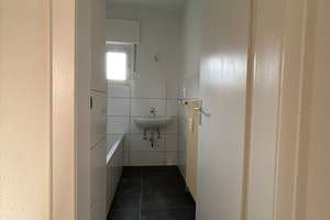 3-Raumwohnung in zentraler Lage von Oberhausen – Falkensteinstraße 148, 46047 Borbeck, Oberhausen – Vorschaubild 4
