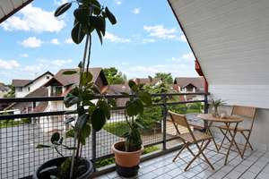 3 Zimmer DG-Wohnung mit Loggia, Garage und zusätzlich ca.31m² ausgebauter Nutzfläche im Spitzboden – Die vollständige Adresse der Immobilie erhältst du vom Anbieter., 68229 Friedrichsfeld, Mannheim – Vorschaubild 9