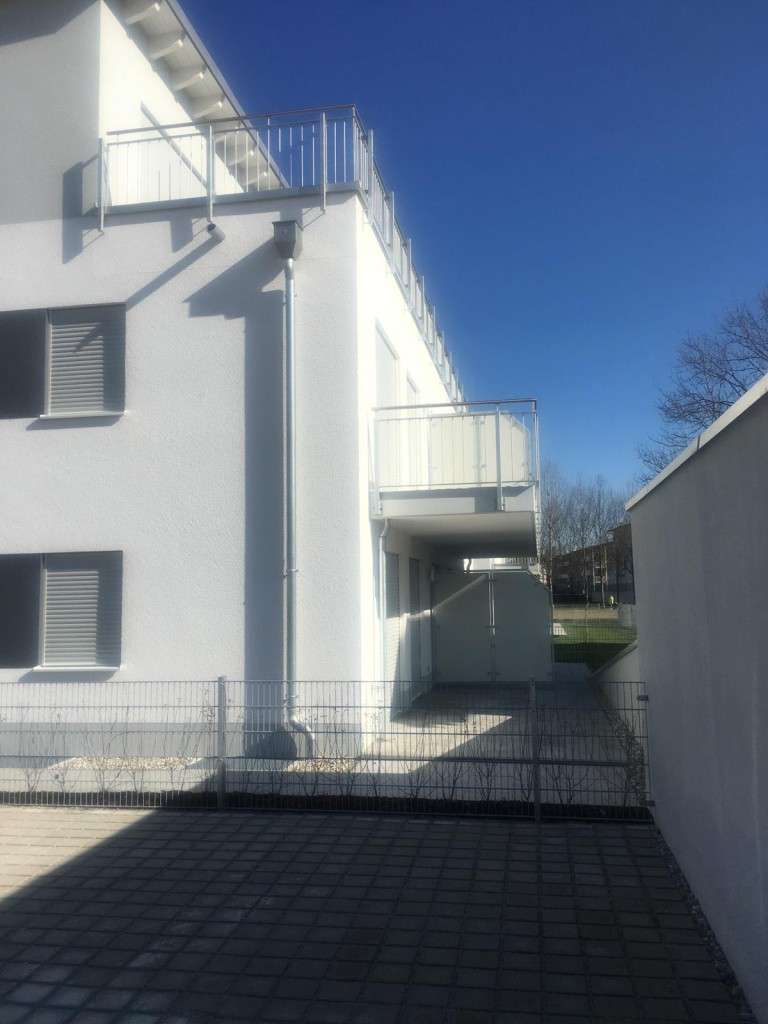 Immobilie in Hallbergmoos - **So schön kann Eigentum sein** Traumhafte 2 Zi.-Dachterr.-Whg. mit TG in Bestlage Hallbergmoos (S8) - Bild 1