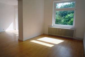  Großzügige 2,5-Zimmer-Wohnung EG, EBK, Parkett, Kaminofen, Terrasse, Süd-Garten & Garage – Natruper Straße 115, 49076 Hafen, Osnabrück – Vorschaubild 28