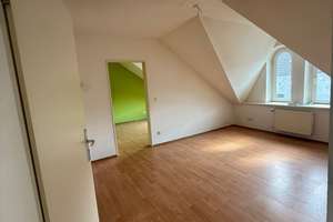 Sofort einziehen - 4 Zimmer mit Balkon und großer Wohnküche und Bad – Ferdinandstraße 3, 45889 Bismarck, Gelsenkirchen – Vorschaubild 2