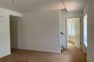 Neu! * exklusive 4 - Raumwohnung am Weißen Hirsch  * – Die vollständige Adresse der Immobilie erhältst du vom Anbieter., 1324 Bühlau/Weißer Hirsch, Dresden – Vorschaubild 9