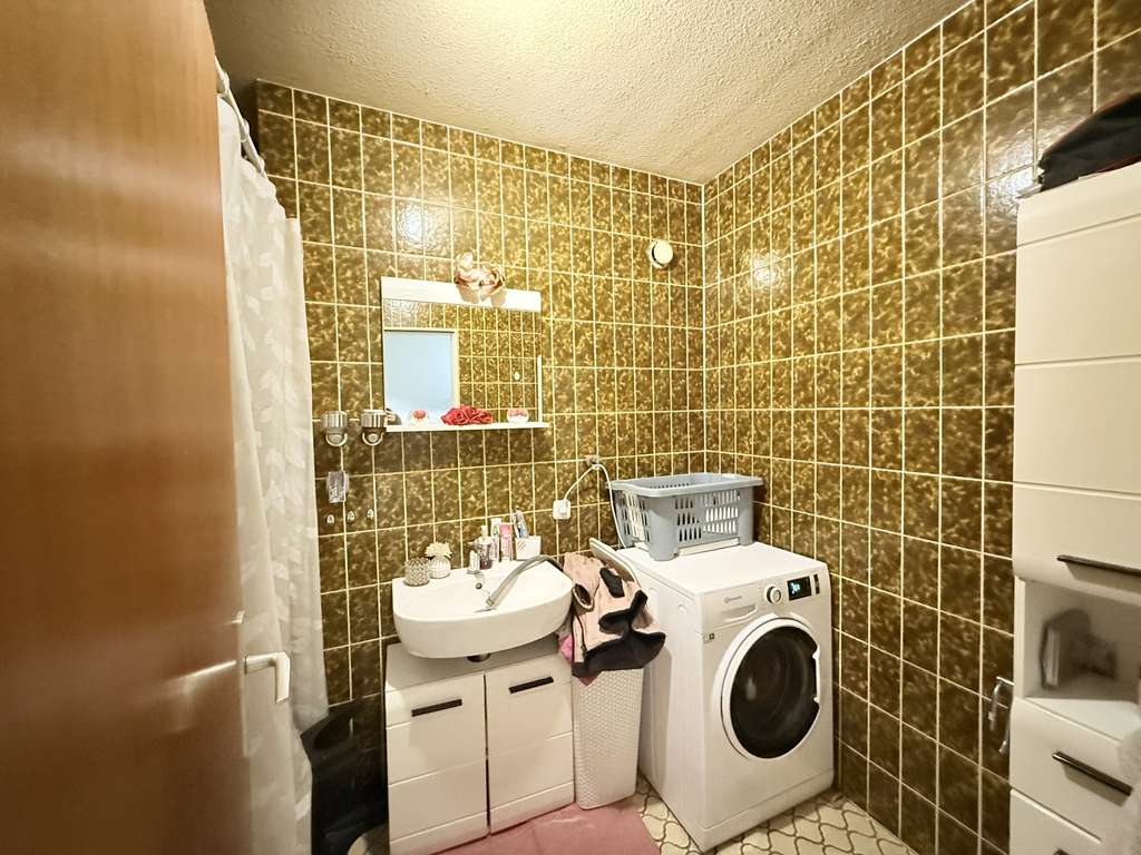 Immobilie in Heddesheim - Gepflegte 4-Zimmer-Wohnung mit idealer Infrastruktur und hervorragender Anbindung - Bild 3