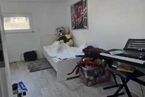 Saniertes Reihenmittelhaus in 42327 Wuppertal – Top Anbindung, Küche & Garten zu vermieten! – Die vollständige Adresse der Immobilie erhältst du vom Anbieter., 42327 Vohwinkel, Wuppertal – Vorschaubild 7