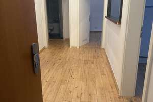 Ruhige 3-Zimmer-Wohnung im Hinterhaus der Berger, mit Terrasse! – 60385 Bornheim, Frankfurt am Main – Vorschaubild 2