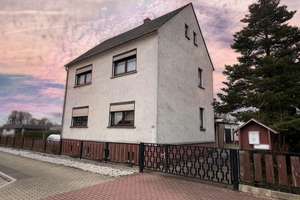 Wohnhaus mit großzügigem Grundstück – Die vollständige Adresse der Immobilie erhältst du vom Anbieter., 9385 Lugau/Erzgebirge – Vorschaubild 3