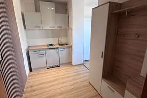 Top-Anbindung & Möbiliert: Frisch sanierte, möblierte City-Wohnung inkl. EBK – Zerzabelshofstrasse 31, 90478 Ludwigsfeld, Nürnberg – Vorschaubild 3
