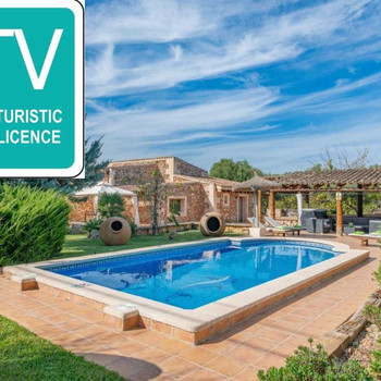 Fantastisches Anwesen Cas Mostaxet mit ETV-Lizenz für Ferienvermietung für 10 Personen in Sencelles.