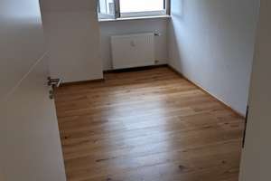 Sonnige 3-Zimmer Dachgeschosswohnung in Stuttgart-Hofen – Die vollständige Adresse der Immobilie erhältst du vom Anbieter., 70378 Hofen, Stuttgart – Vorschaubild 12