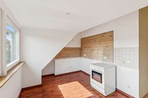 Helle Dachgeschosswohnung mit Dachterrasse in Spandauer Kiezlage – Die vollständige Adresse der Immobilie erhältst du vom Anbieter., 13595 Wilhelmstadt, Berlin – Vorschaubild 4