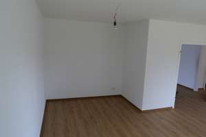 Erstbezug nach Sanierung 4 Zimmer Süd-Balkon Köln-Ostheim – Die vollständige Adresse der Immobilie erhältst du vom Anbieter., 51107 Ostheim, Köln – Vorschaubild 3