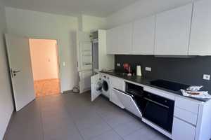 Tolle 2-Zimmer-Hochparterre-Wohnung mit Balkon und Einbauküche in Hamburg Hammerbrook – Hamburg – Vorschaubild 7