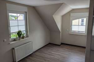 Gepflegte Doppelhaushälfte mit 4 Zimmern und Wintergarten in Wolfsburg-Wendschott – Große Riehe 88A, 38448 Wendschott, Wolfsburg – Vorschaubild 6