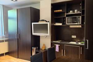 Möbliertes Apartment am Post Tower | ca. 32 m² | 980 € all-in | sofort bezugsfrei – heinrich-brüning-straße 18, 53113 Gronau, Bonn – Vorschaubild 3