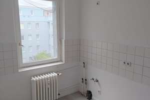 Gepflegte Vierzimmerwohnung im 3. OG ( ohne Aufzug ) in der Paul-Hertz-Siedlung, frei ab sofort – Teichgräberzeile 5, 13627 Charlottenburg-Nord, Berlin – Vorschaubild 7