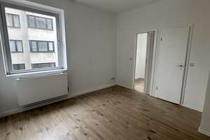 Frisch sanierte 2 Zimmer Wohnung – Karl-Anton-Str. 35, 40211 Stadtmitte, Düsseldorf – Vorschaubild 3