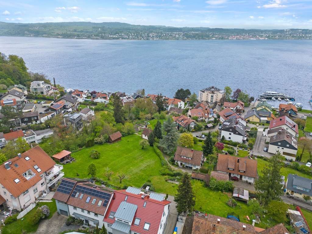 Attraktives Baugrundstück – Seesicht und positiver Bauvorbescheid für Einfamilienhaus