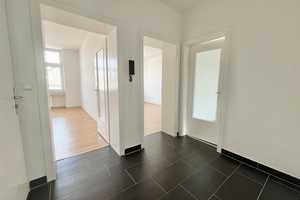 Stilvolle 2-Zimmer-Wohnung mit Tageslichtbad! – Johannes-Brokamp-Str. 27, 45355 Essen – Vorschaubild 3