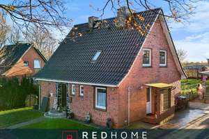 Gepflegtes Einfamilienhaus mit ca. 105 m² Wohnfläche auf großem Grundstück in Warringholz!