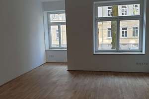 Hochwertig sanierte 3-Raumwohnung mit Balkon und Einbauküche – Körnerstraße 17, 9130 Sonnenberg, Chemnitz – Vorschaubild 2