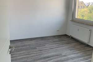 Großzügige 4-Zimmer-Wohnung in Braunschweig-Hondelage