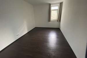 Exklusive 3-Zimmer-Hochparterre-Wohnung mit geh. Innenausstattung mit Balkon und EBK in Ingolstadt – Proviantstraße 32a, 85049 Mitte, Ingolstadt – Vorschaubild 4